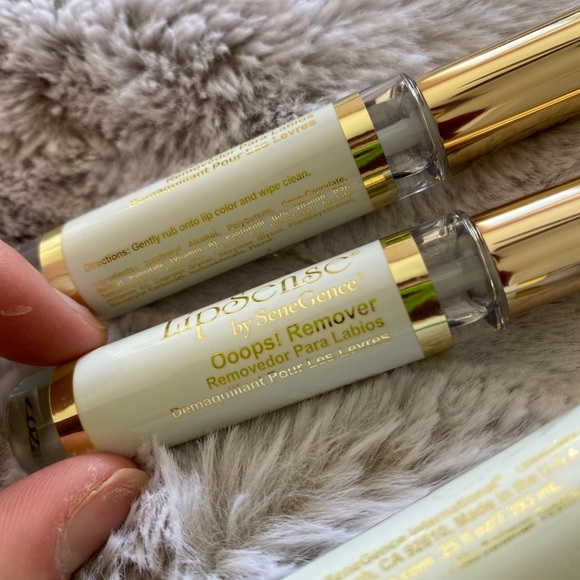 Lipsense Oops Remover - Picture 4 of 4